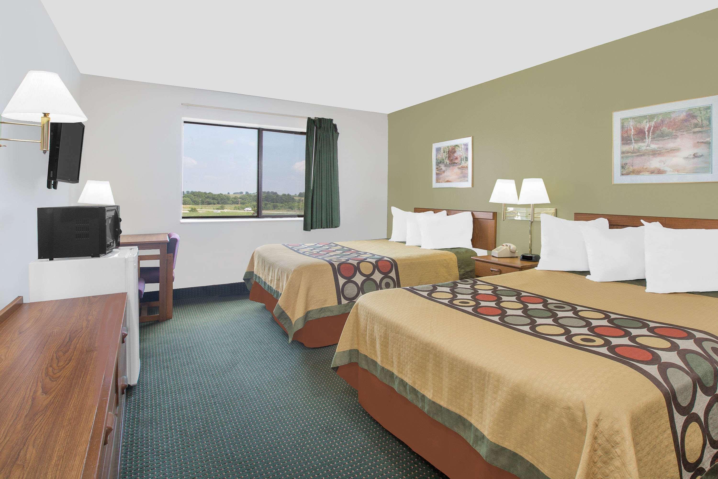 Super 8 By Wyndham Chillicothe Hotel Екстериор снимка