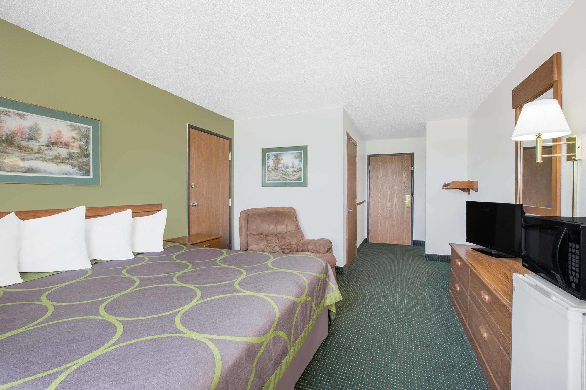 Super 8 By Wyndham Chillicothe Hotel Екстериор снимка
